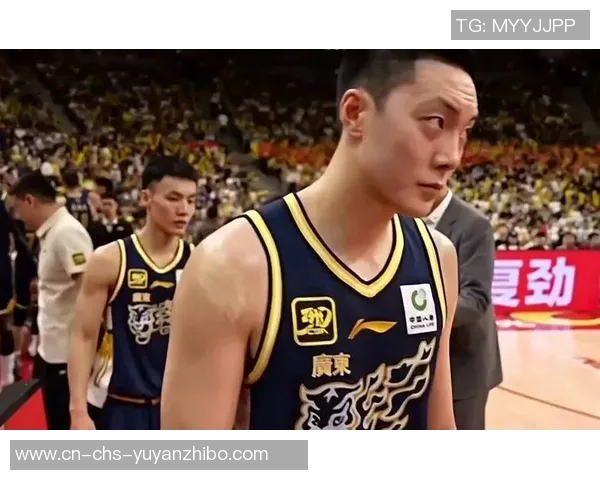 广东新王炸强势助阵杜锋完胜胡明轩与徐杰有望冲击总决赛 广东新王炸强势助阵杜锋完胜胡明轩与徐杰有望冲击总决赛